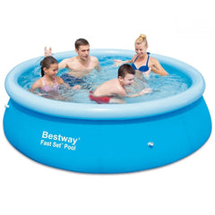 PROMOTIE IMBATABILA! O Imensa PISCINA BEST WAY Family PREMIUM XXL 2440mM Pentru Intreaga Familie + CADOU Soundvox boxa Karaoke Wireless cu Bluetooth , Tot Pachetul La Doar 189lei In Loc De 399!