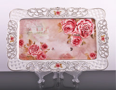 Platou din ceramica cu model in relief