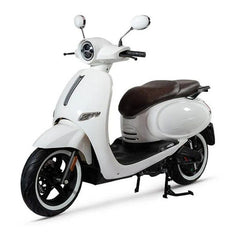 Scuterul Electric Performant N Moto cu Motor BOSCH, Autonomie Extinsă și Tehnologie de Ultimă Generație, Certificat COC și EEC, Pregătit pentru Înmatriculare ALB
