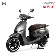 Scuter Electric N-Moto LX06 Gri – Motor BOSCH 2300W, Viteză 25 km/h, Fără Permis, Dimensiuni 1865x700×1113mm, Greutate 90Kg, Autonomie 60 km, Baterie Lithium 60V, COC & EEC + Carte Rar (CIV) + Cadou Tricou N-Moto