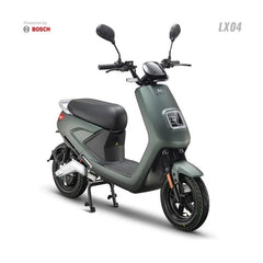 Scuter Electric N-Moto LX04 – Alb, Motor BOSCH 1440W, Autonomie 80 km, Viteză 25 km/h, Fără Permis, CIV, COC & EEC+ Cadou Tricou N-Moto